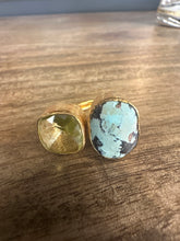 Load image into Gallery viewer, Gold Stone Ring