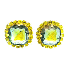 Load image into Gallery viewer, Tova Cambrie Earrings