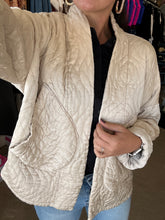 Load image into Gallery viewer, Made In Italy Quilted Jacket