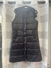 Load image into Gallery viewer, Hooded Long Quilted Vest