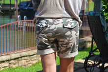 Load image into Gallery viewer, Camo Shorts