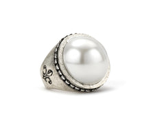 Load image into Gallery viewer, French Kande Euro Crystal Signet Ring with Pearl Cabochon