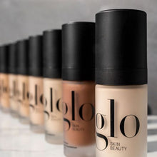 Load image into Gallery viewer, Luminous Liquid Foundation SPF 18